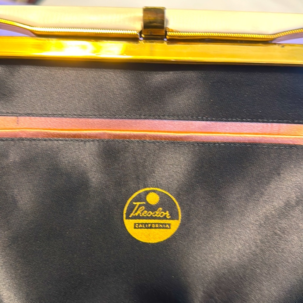 Vintage Theodor purse from the 1950’s.  Never used. Cream leather. - Picture 4 of 11